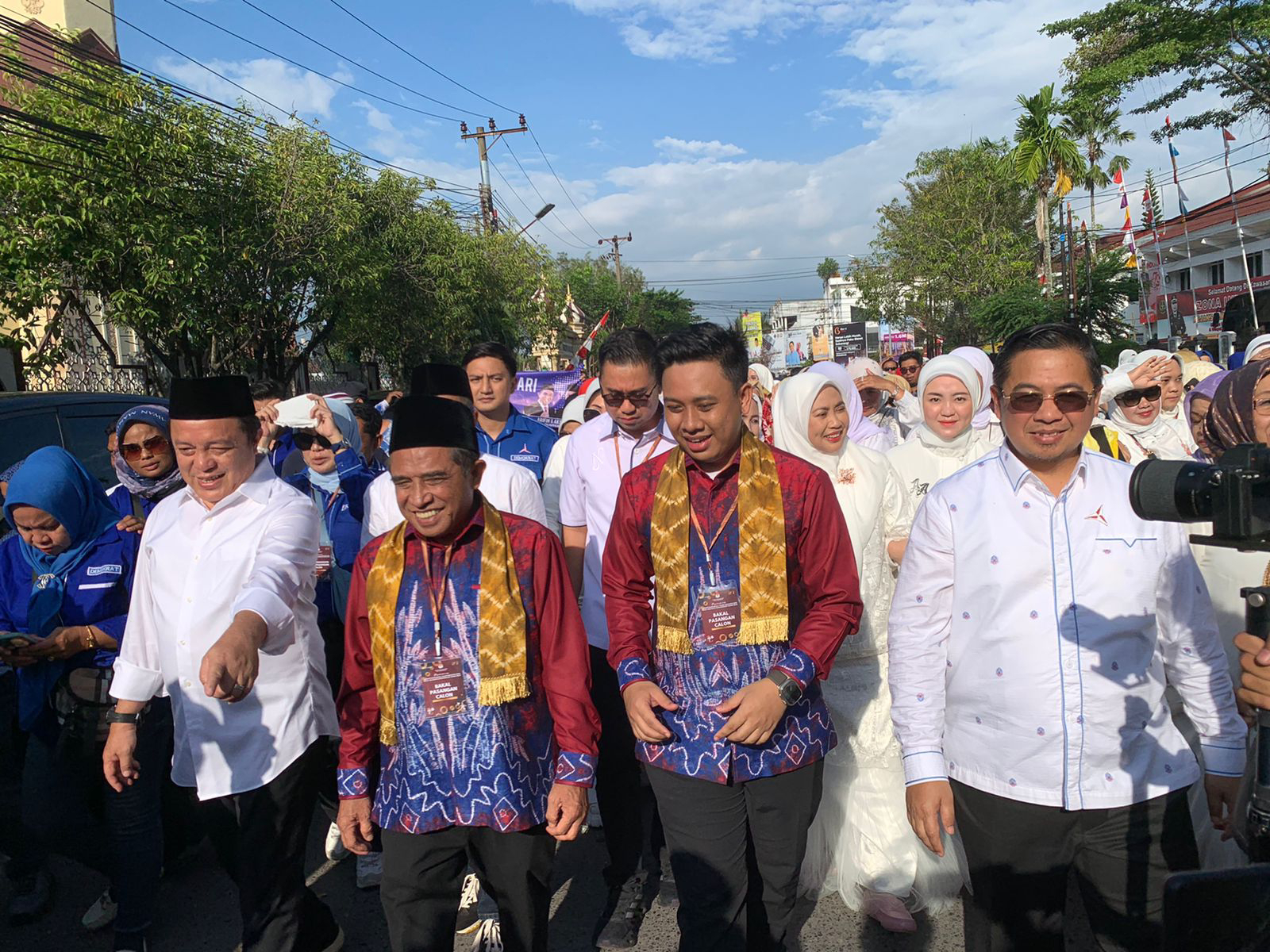 Di Hari Terakhir Pendaftaran, Arifin-Akbari Resmi Daftar Sebagai Bakal Calon Wali Kota dan Wakil Wali Kota Banjarmasin