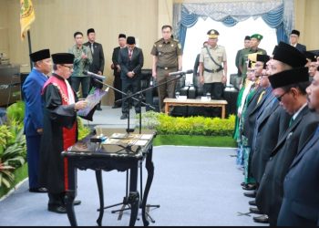 Pelantikan Anggota DPRD Banjarmasin 2024-2029, Wali Kota Tekankan Pentingnya Kerja Sama dan Komunikasi Efektif