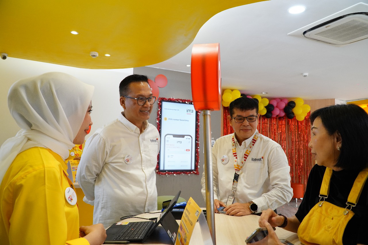 Rayakan Harpelnas 2024, Indosat Ooredoo Hutchison Tegaskan Komitmennya kepada Pelanggan