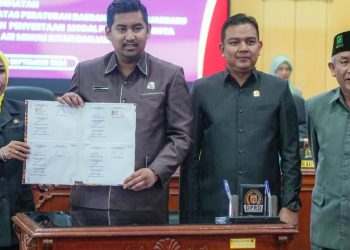 DPRD Banjarbaru Tetapkan 13 Raperda Prioritas dan Sahkan 4 Perda Baru dalam Rapat Paripurna 2024