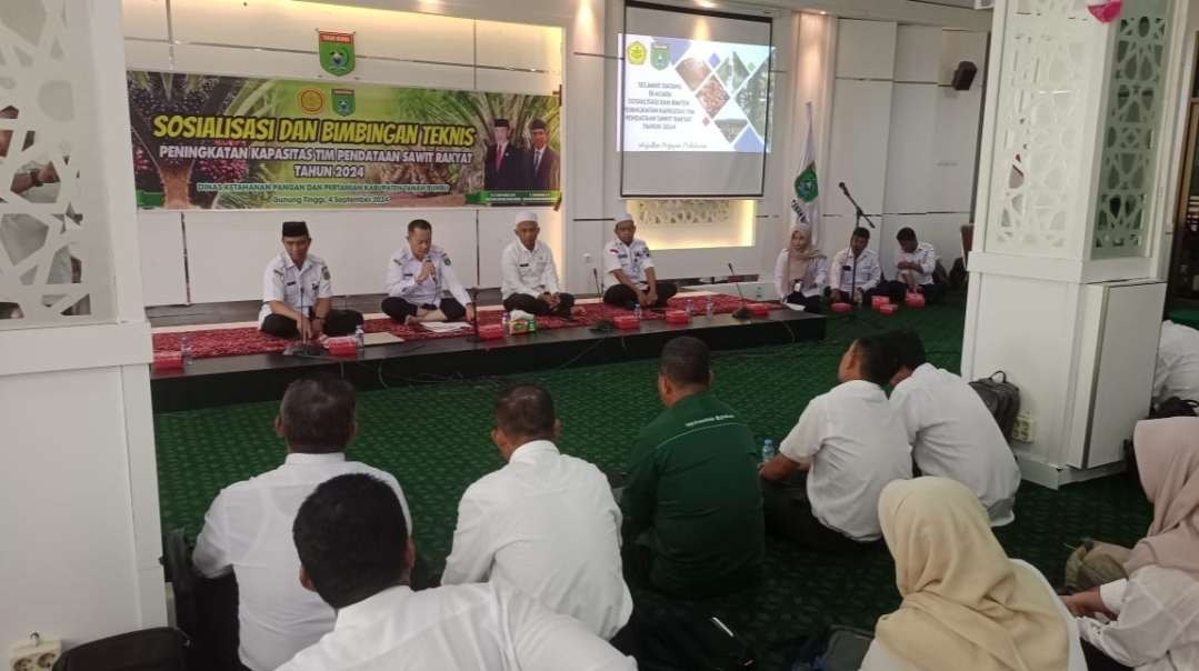 Peningkatan Kapasitas Tim Pendataan Sawit Rakyat: Pemkab Tanbu Gelar Sosialisasi untuk Data Perkebunan yang Lebih Akurat