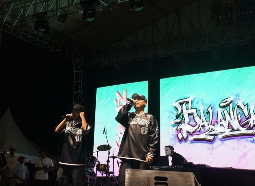 Meriah! Penutupan Festival Pariwisata dan Ekonomi Kreatif di Balangan Dihibur NDX AKA