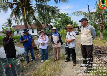 Balai Perlindungan Tanaman Pangan dan Holtikultura Berikan Bantuan Kepada Para Petani