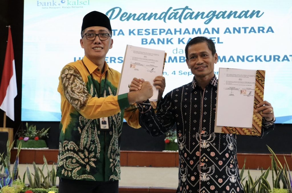 Bank Kalsel Dan ULM Tanda Tangani MoU Kerjasama Pembayaran SPP Mahasiswa