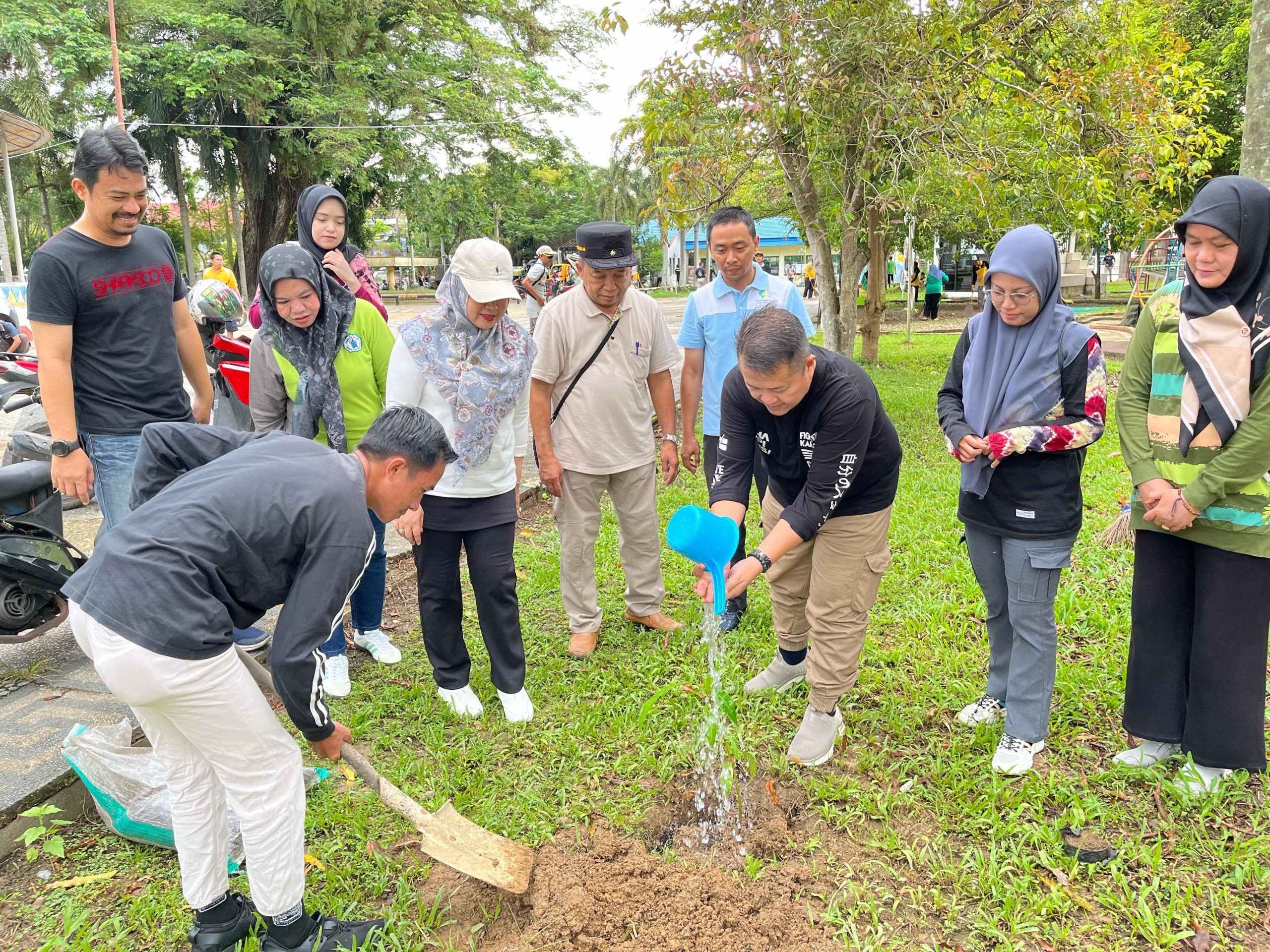 Jumat Bersih ASN dan Non ASN Pemkab HSU Sambut Ramadhan 1446 H