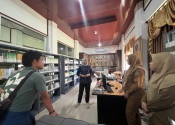Dispersip Kalsel Terima Kunjungan KITLV-Jakarta Universiteit Leiden Belanda untuk Kerja Sama Perpustakaan