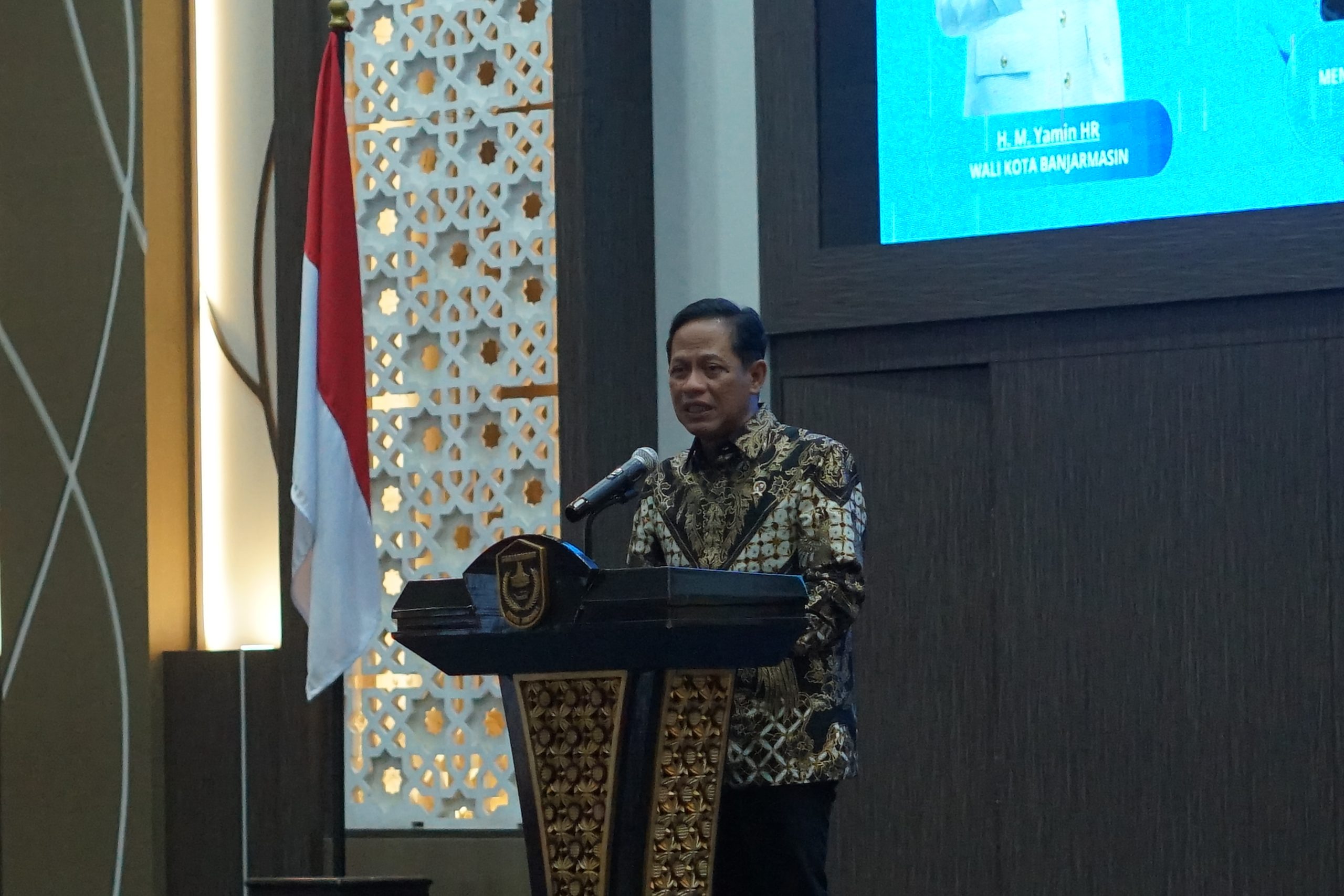 Menteri Lingkungan Hidup Tegaskan Penutupan TPA Basirih Banjarmasin untuk Cegah Pencemaran