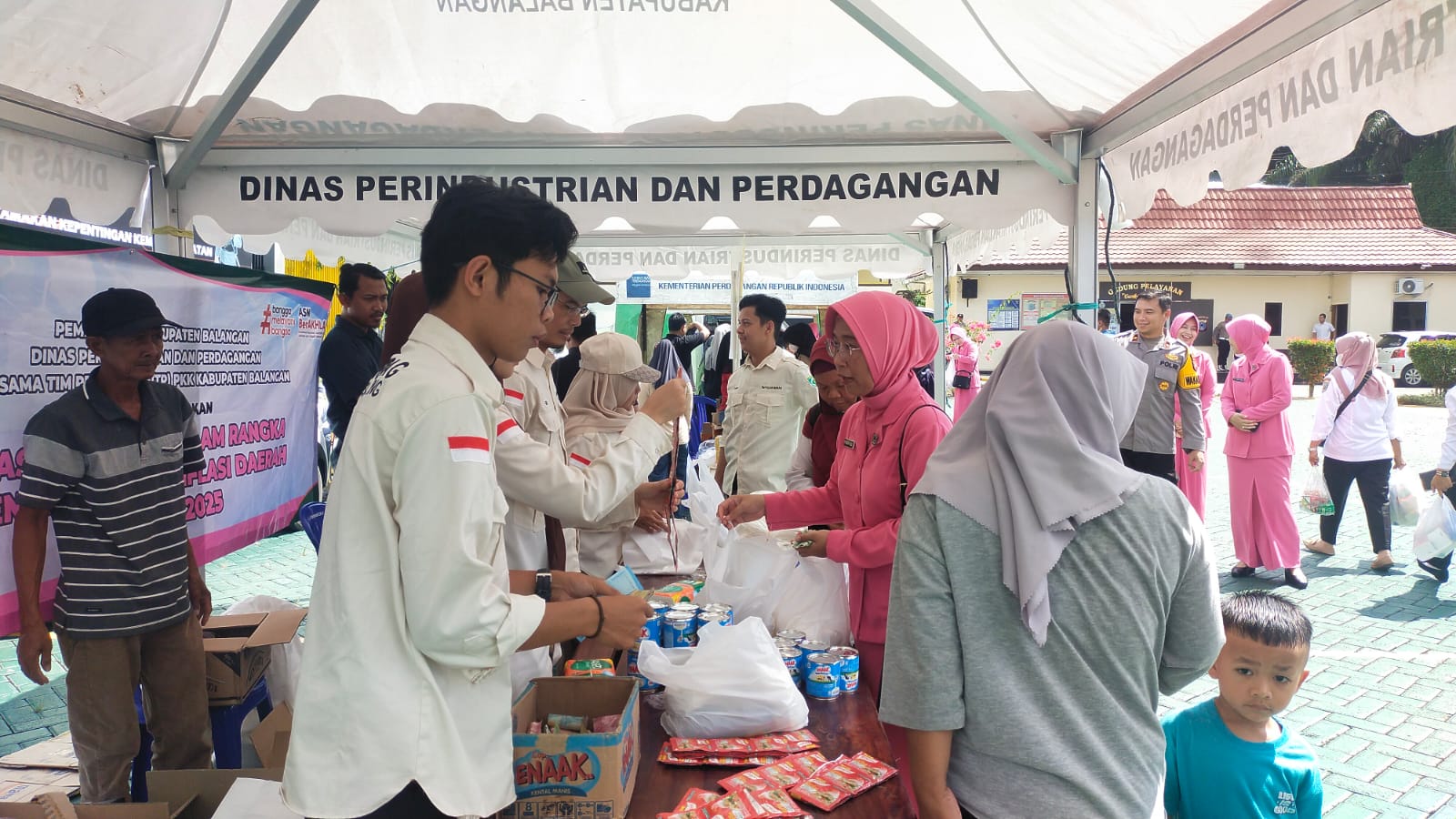 Pemkab Balangan Gelar Pasar Murah untuk Tekan Inflasi di Ramadan