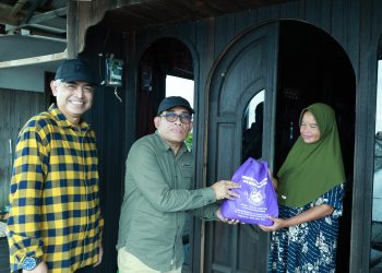 Bupati HSU Tinjau Wilayah Banjir, Salurkan Bantuan untuk Warga