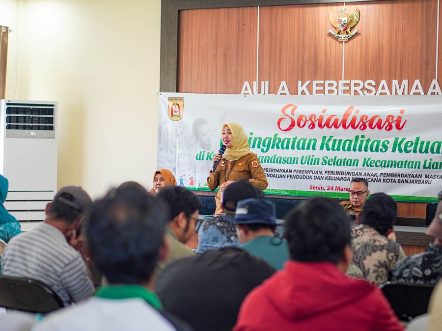 DP2KBPMP2A Banjarbaru Sosialisasikan Keluarga Sehat dan Harmonis