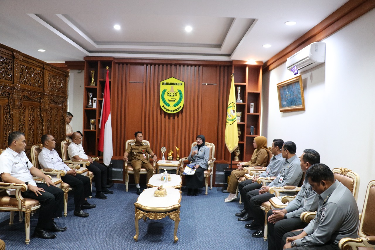 Perkuat Sinergi, Kakanwil Kemenkum Kalsel Audiensi dengan Wali Kota Banjarmasin