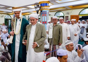 Peringatan Haul Ulama Besar Syekh Kasyful Anwar Penuhi Kampung Melayu Ilir