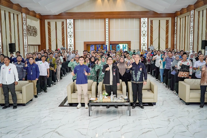 Peringati Hari Buruh, Banjarbaru Bahas Hubungan Kerja Harmonis