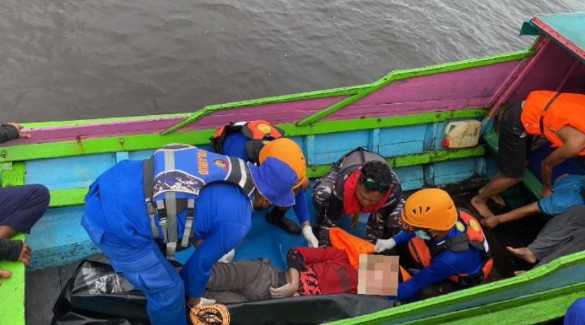 Lompat ke Laut Saat Kapal Berlabuh, Feri Irawan Ditemukan Tewas Setelah Dua Hari Pencarian