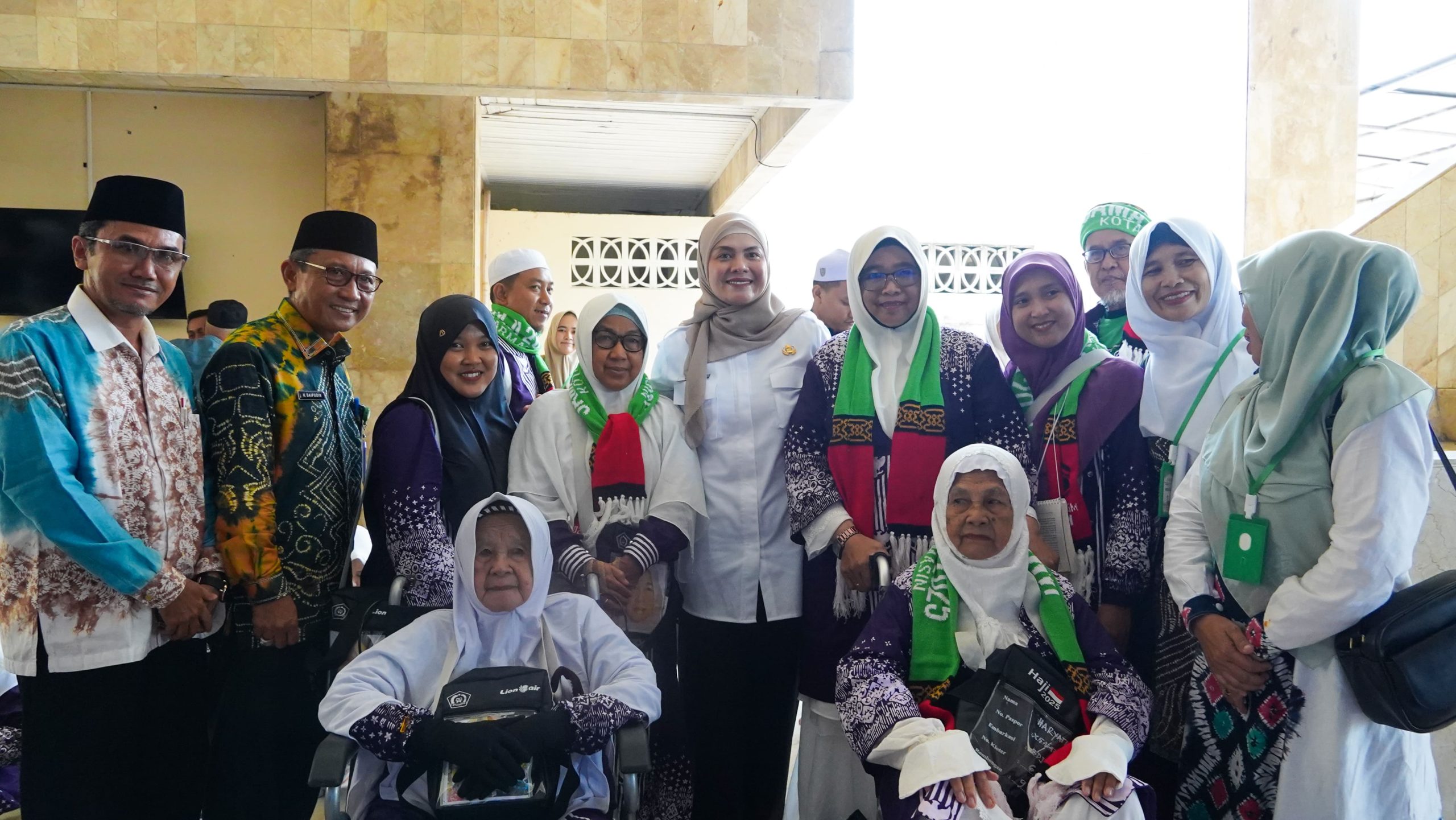 Harapan dan Doa Mengiringi 65 Jamaah Haji Banjarmasin Menuju Tanah Suci