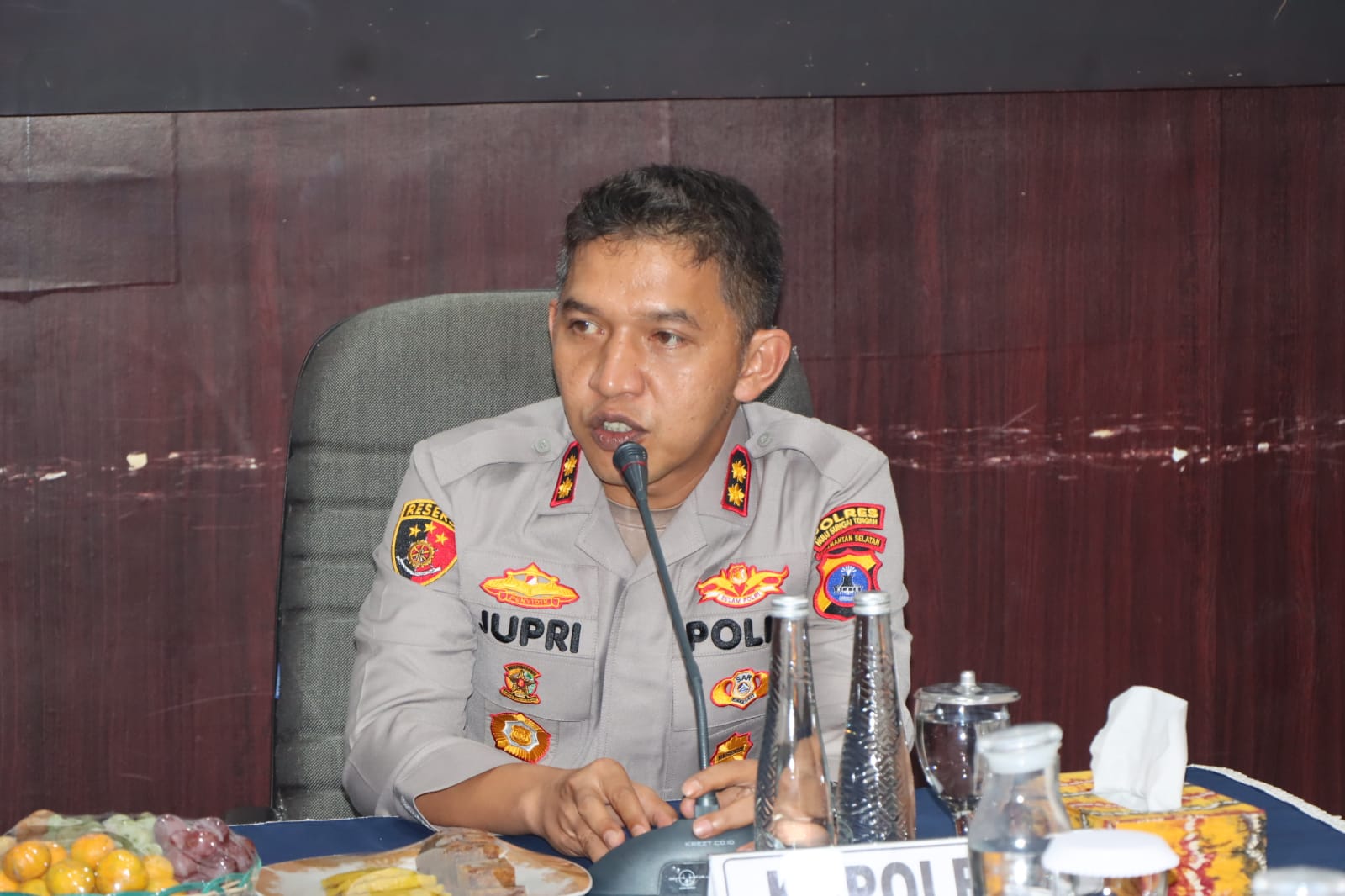 Perangi Narkoba di Internal, Kapolres HST Terapkan Pendekatan Hukum dan Humanis