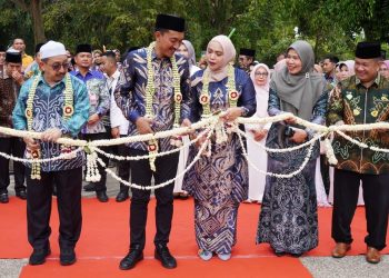 Pawai Taaruf Meriahkan Pembukaan MTQ Nasional XXXVI Kalsel, 1.000 Peserta Tumpah Ruah di Martapura