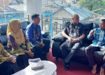 Dispersip Kalsel Dorong Penulis dan Penerbit Lokal di Kotabaru Aktif Serahkan Karya Cetak dan Rekam