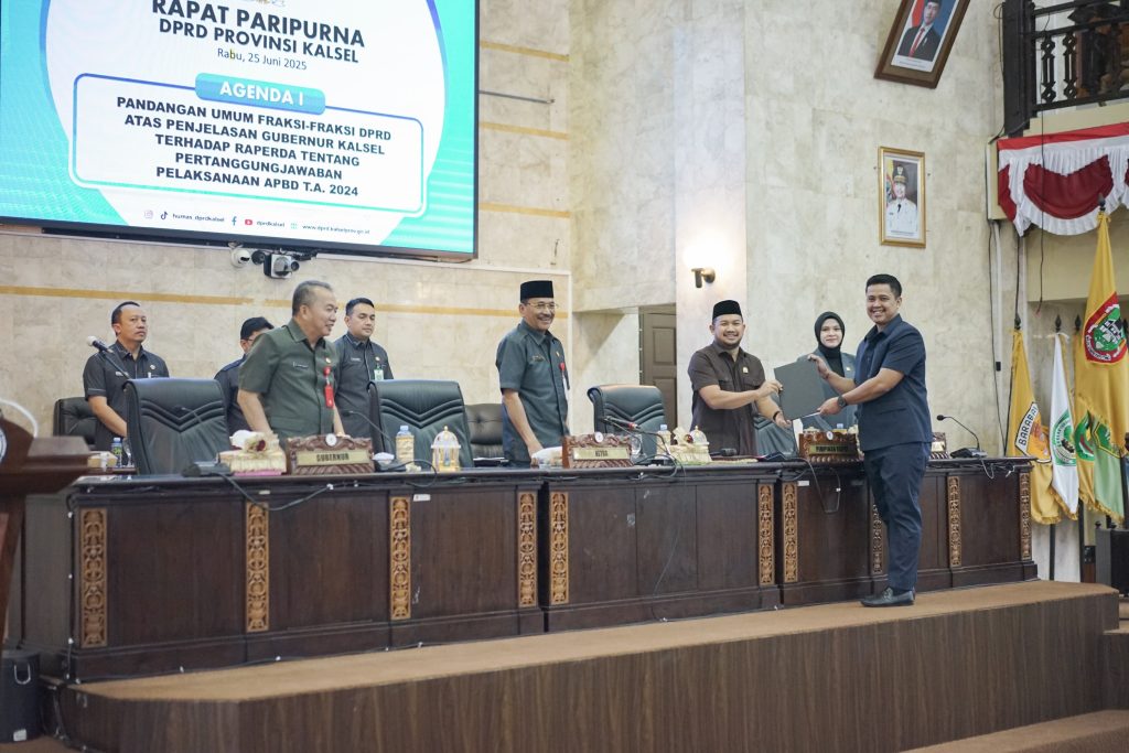 DPRD Kalsel Bahas Pertanggungjawaban APBD 2024, Gubernur Sampaikan Tanggapan