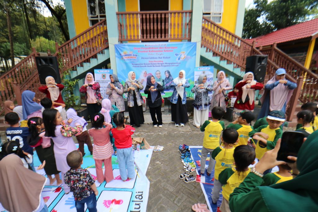 Peringati HAN 2025, Dispersip Kalsel Ajak Orang Tua Optimalkan Literasi Anak di Era Digital