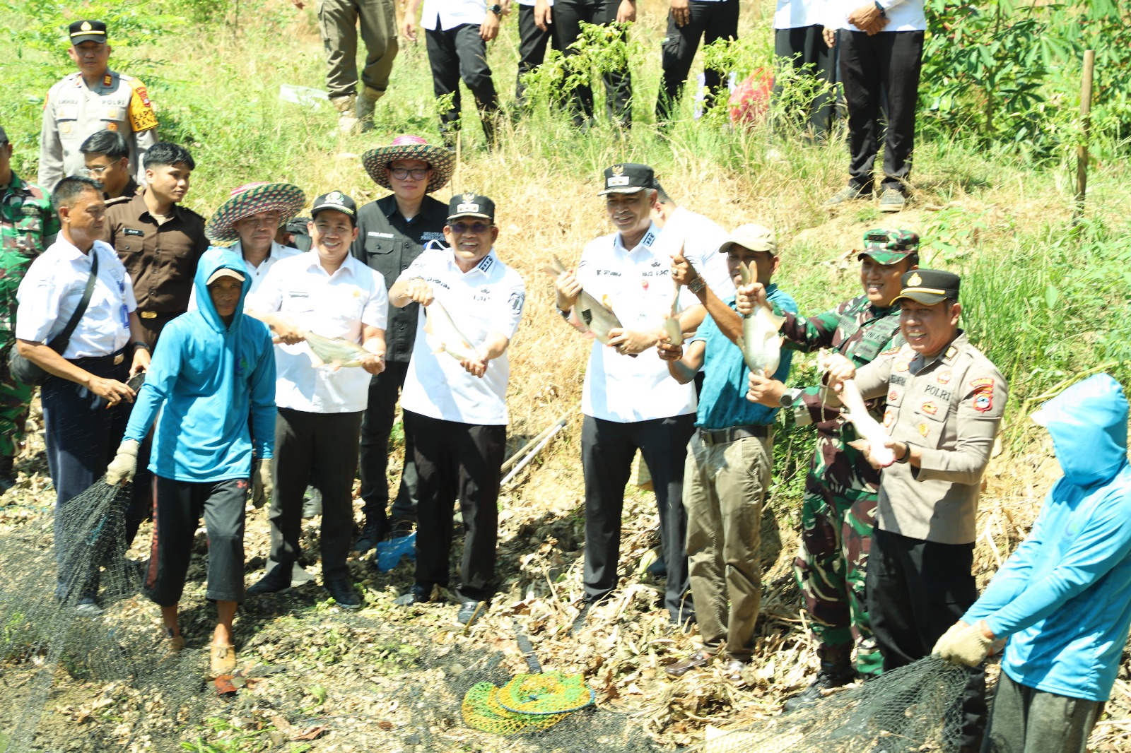 Dukung Ekonomi Berbasis Lokal, Pemkab HSU Perkuat Program Budidaya Ikan di Desa Garunggang