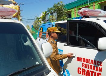 Pemkot Banjarmasin Serahkan Ambulans dan Luncurkan Aplikasi “Ya Dok”