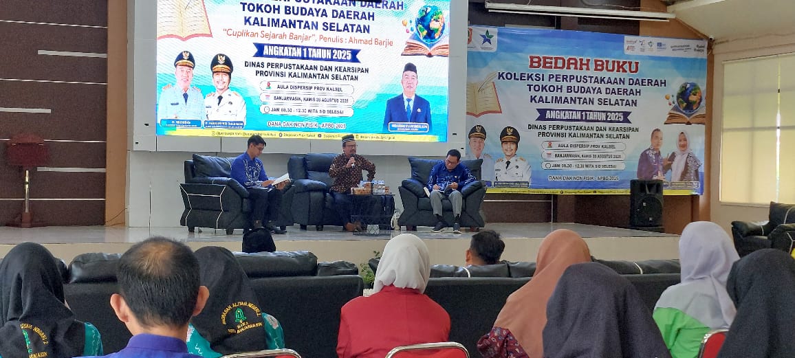 Dispersip Kalsel Gelar Bedah Buku, Menggali Sejarah Banjar Bersama Ahmad Barjie