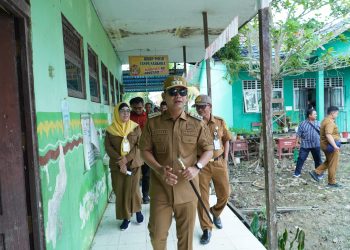 Wali Kota Banjarmasin Tinjau SDN 10 Basirih, Akses Jalan Rusak Jadi Sorotan
