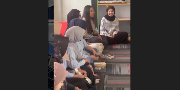 Komunitas Banjarmasin Book Party Pilih Perpus Palnam sebagai Tempat Nongkrong Literasi