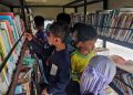 Murid SDN 1 Landasan Ulin Timur Antusias Sambut Perpustakaan Keliling Dispersip Kalsel