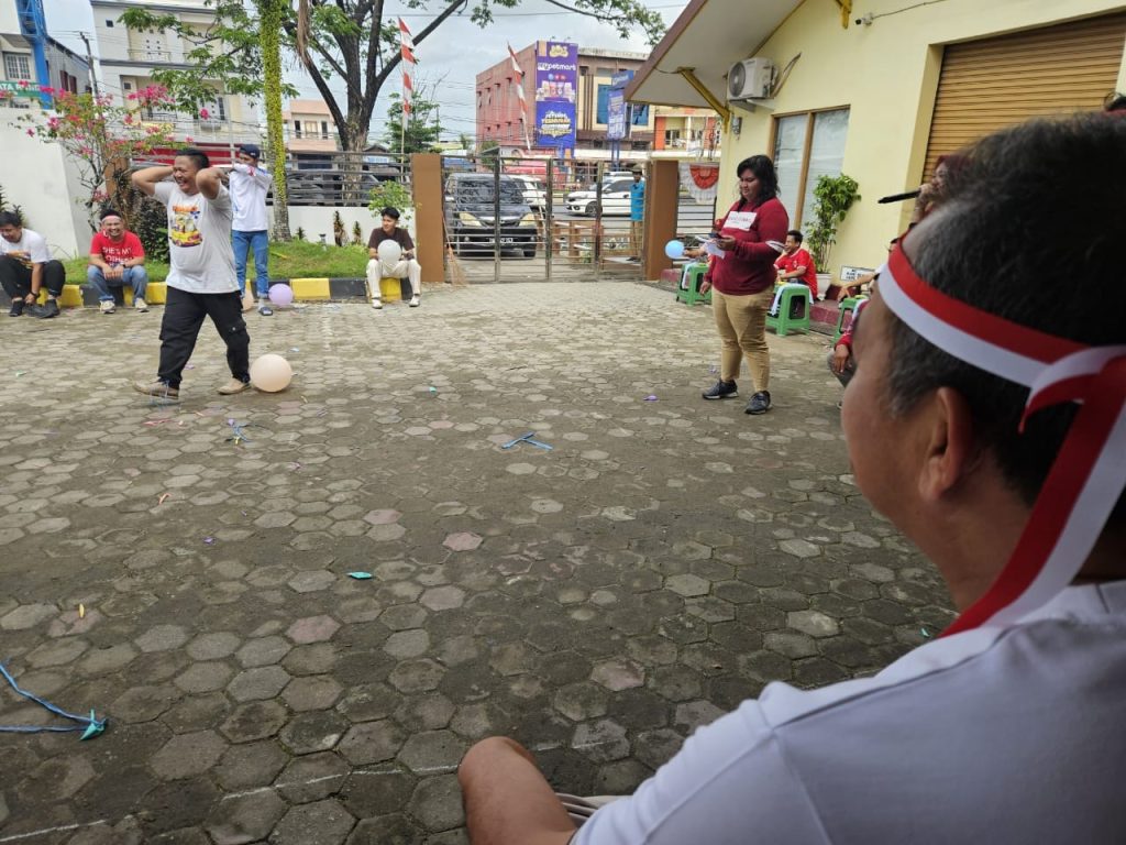Dispar Kalsel Meriahkan HUT ke-80 RI dengan Aneka Lomba Kebersamaan Pegawai
