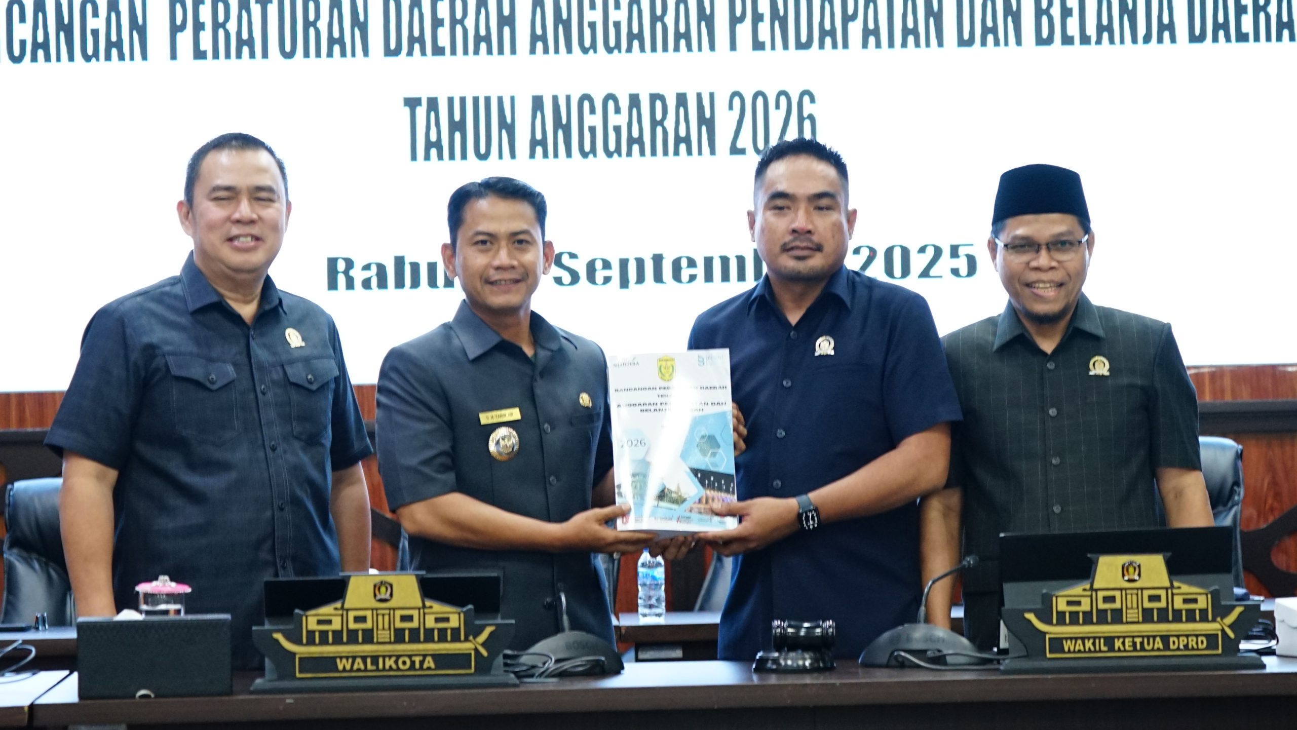 DPRD Banjarmasin Gelar Rapat Paripurna Bahas Raperda APBD 2026 Senilai Rp2,1 Triliun