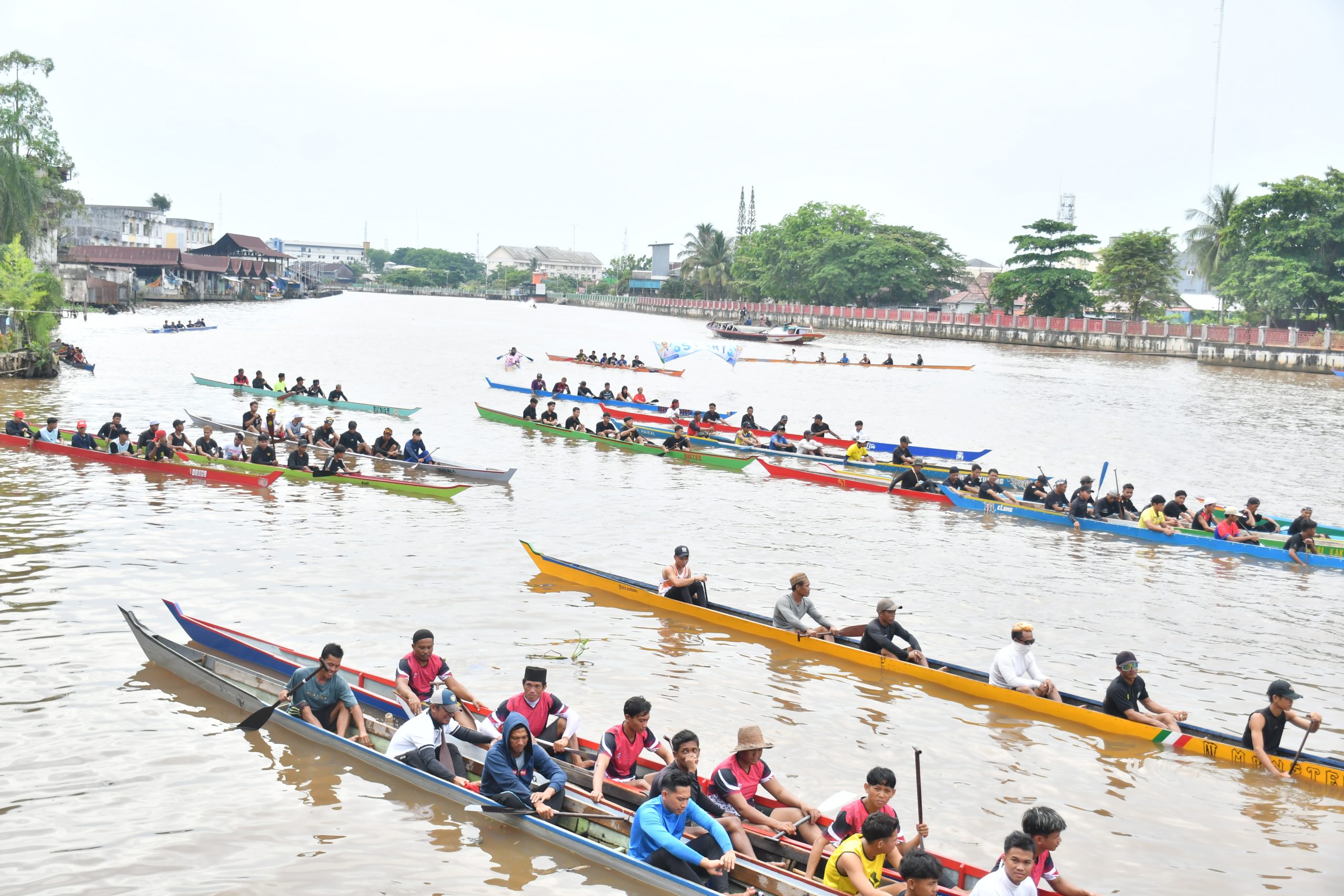Tradisi Sungai Dilestarikan, 64 Peserta Ramaikan Jukung Balap Baanam Banjarmas