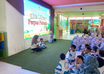 TK Barurrahmah Ajak 50 Siswa Wisata Literasi ke Perpustakaan Anak Palnam