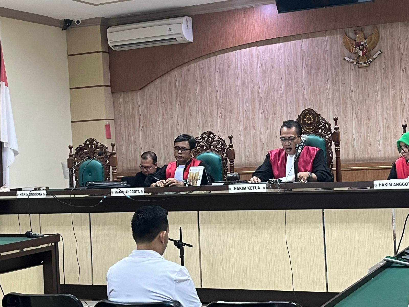 Kasus Korupsi Penyertaan Modal Rp20 Miliar, Dirut PT ADCL Reza Arpiansyah Dijatuhi Hukuman 8 Tahun Penjara