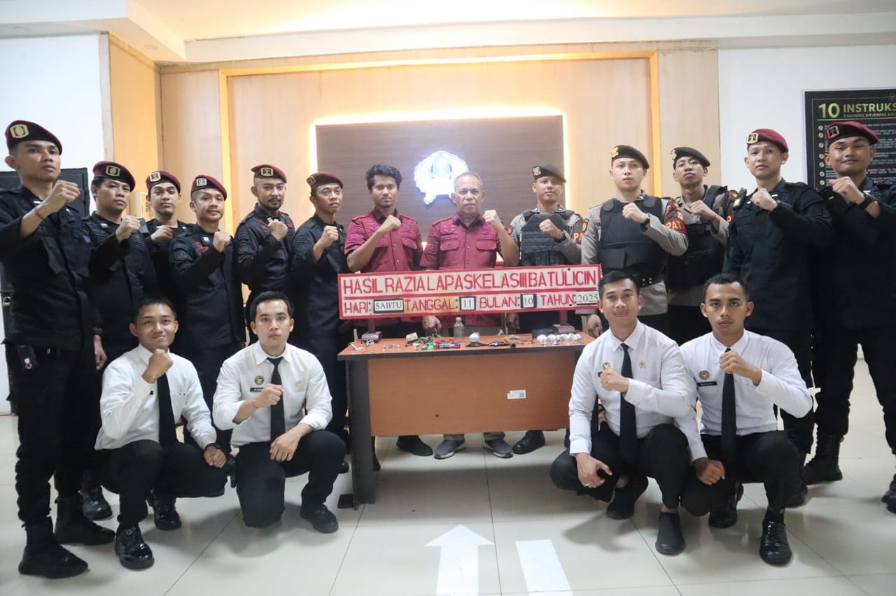 Lapas Batulicin Bersama Polres Tanah Bumbu Gelar Razia Gabungan Cegah Peredaran Barang Terlarang