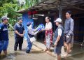 Peduli Banjir! Hasnur Group, Yayasan Hasnur Centre, dan UPZ Bakti Bersama Salurkan Bantuan untuk Warga Sungai Batang