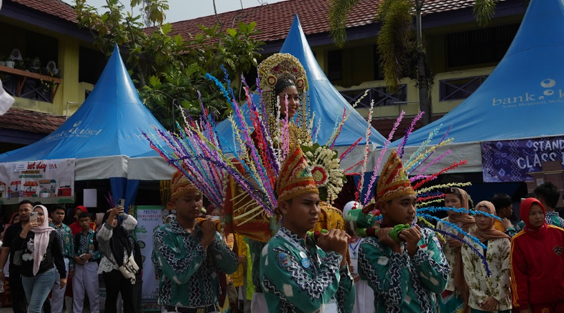 Wali Kota Banjarmasin Apresiasi Pagelaran Seni dan Budaya Banjar di SMPN 2
