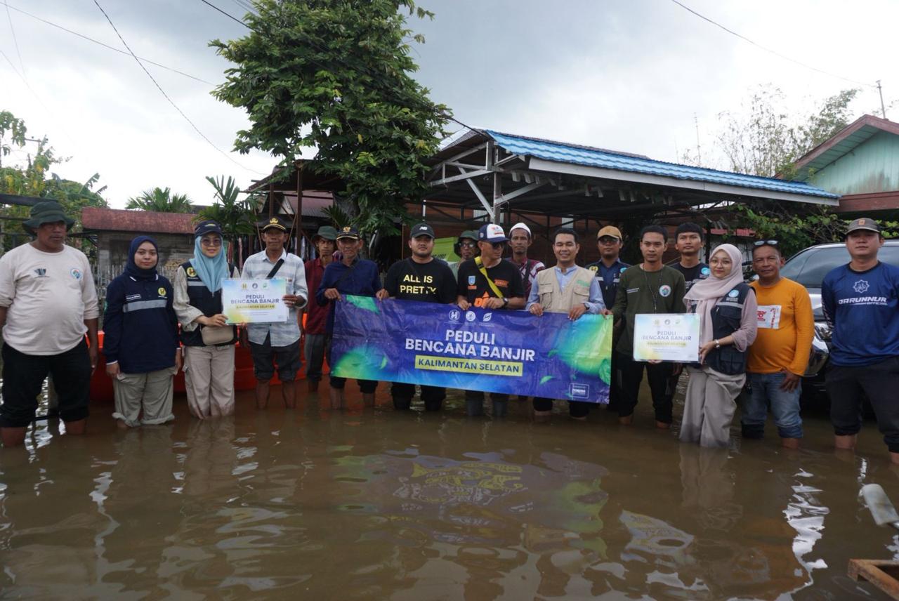 2.164 Paket Bantuan Disalurkan Hasnur Group Bersama Mitra untuk Warga Terdampak Banjir di Tiga Kabupaten