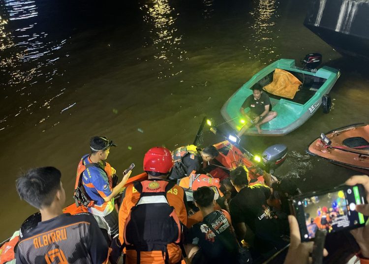 Setelah Dua Hari Pencarian, Tim SAR Temukan Korban Tenggelam di Sungai Martapura