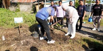 Aksi Tanam Pohon di Banjarmasin, Ananda Soroti Pengelolaan Sampah dari Sumber