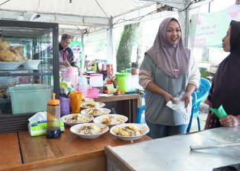 Perkuat Ekonomi Warga, 50 UMKM Binaan Baznas Dapat Wadah di Siring Menara Pandang