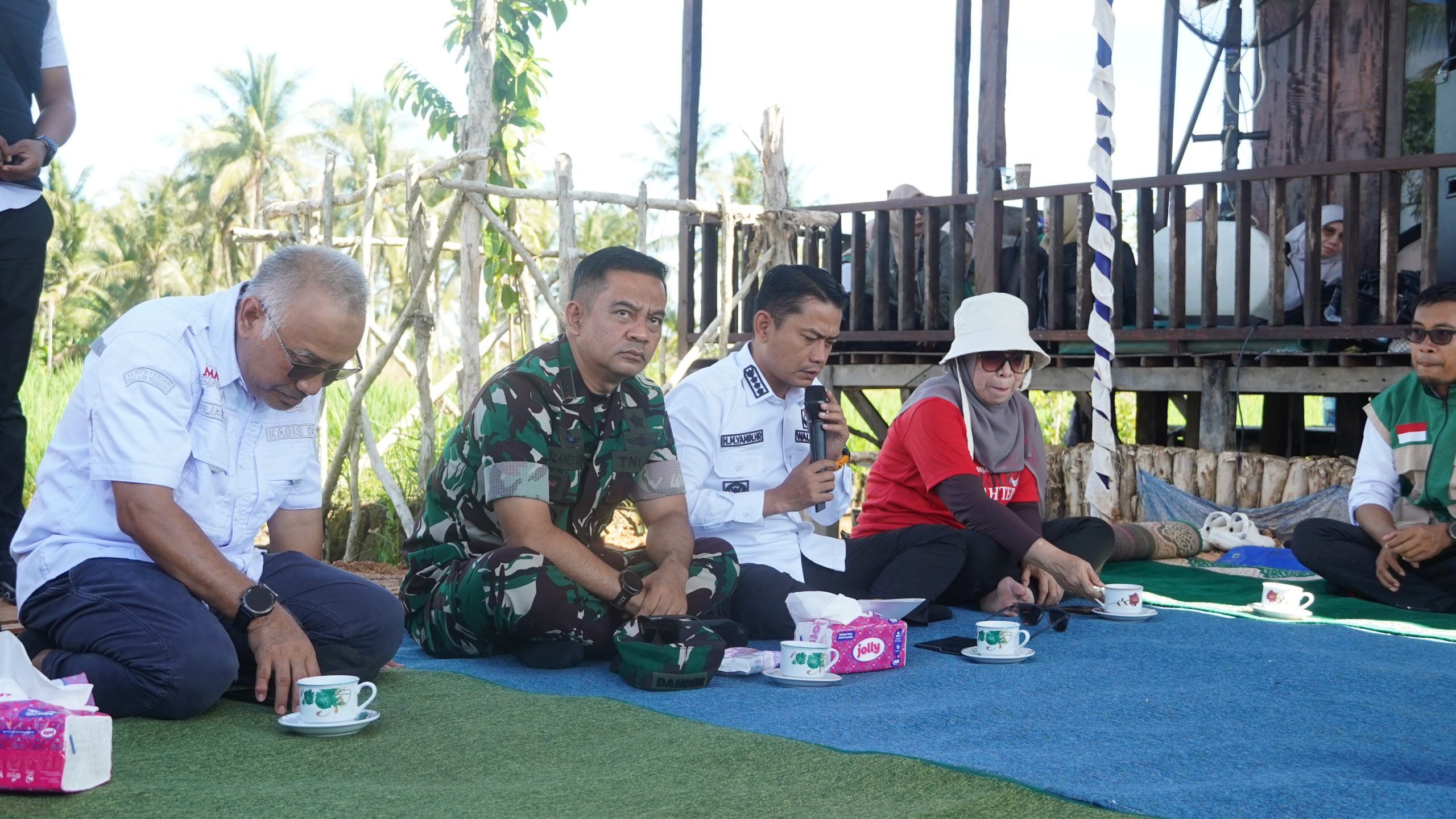 Alarm Ketahanan Pangan Banjarmasin Berbunyi! Yamin Turun ke Sawah Sungai Andai