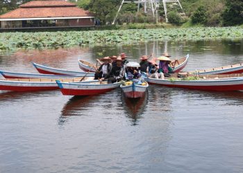 Tak Sekadar Wisata, Pasar Terapung TMII Jadi “Kelas Hidup” Budaya Nusantara