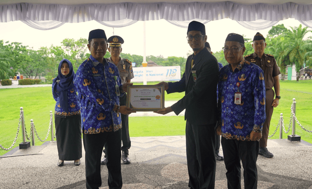 Pemkab Balangan Peringati Harkitnas dan Beri Penghargaan Pelayanan Publik Terbaik