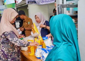 Disperindag Balangan Gelar Pasar Murah di Mantuyan, Bantu Warga Dapatkan Sembako Murah