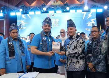 KNPI Kalsel Resmi Dilantik, Andi Rustianto Usung Semangat “Pemuda Bertumbuh, Banua Maju”