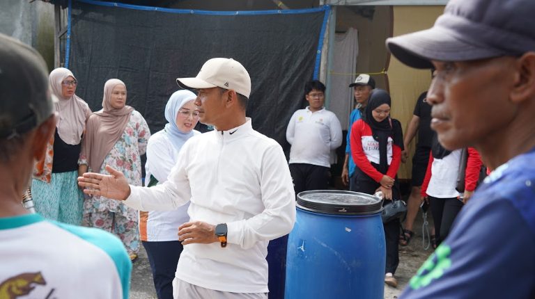 Warga Sungai Andai Kompak Bersihkan Lingkungan, Wali Kota Optimistis Pilah Sampah Meningkat