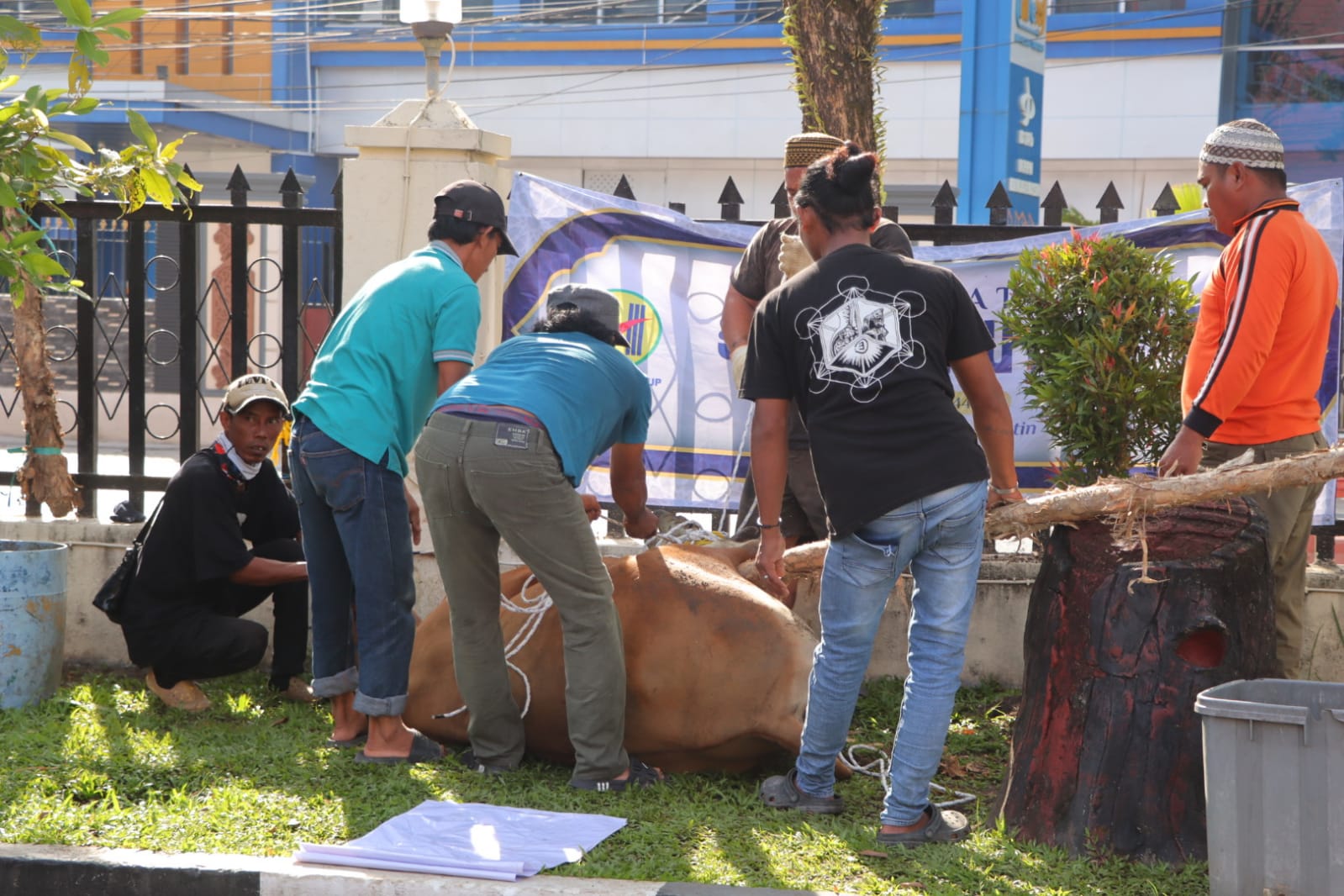 Momentum Iduladha, Polresta Banjarmasin Salurkan Daging Kurban ke Masyarakat