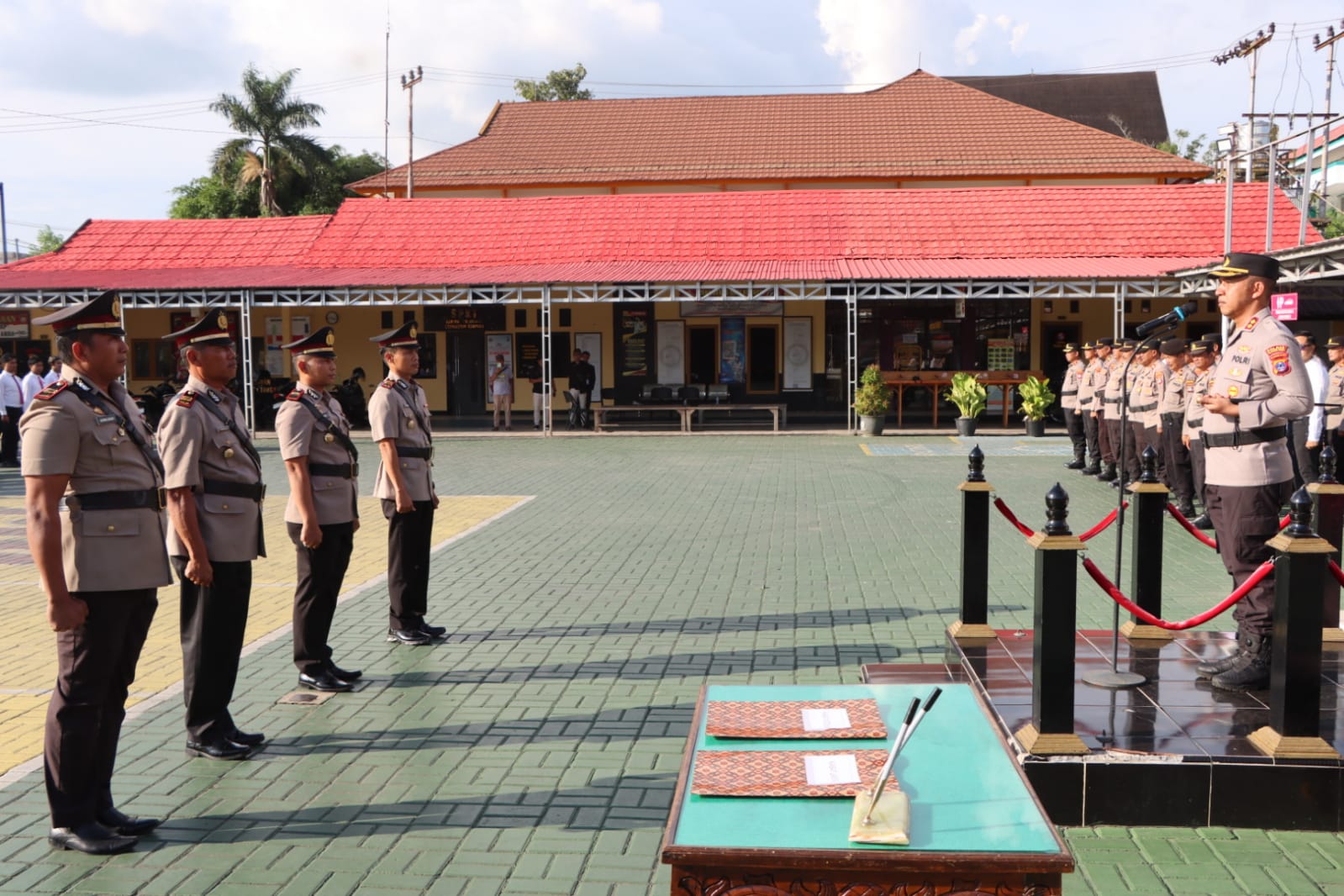 Polres HST Gelar Sertijab Dua PJU Baru, AKP Legiyo Jabat Kasat Intelkam